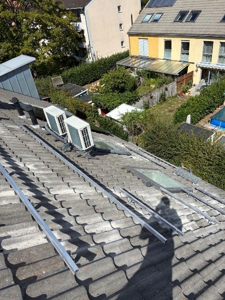 Unterkonstruktion während der Montage – Referenzprojekt in Bonn