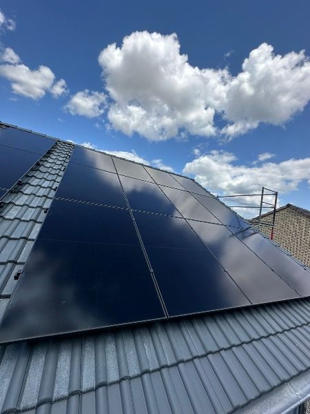 9-kWp-Schrägdachanlage mit Speicher