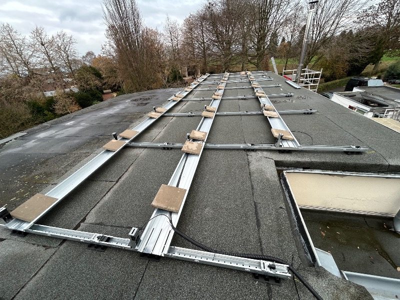 Unterkonstruktion während der Montage – Referenzprojekt in Geilenkirchen