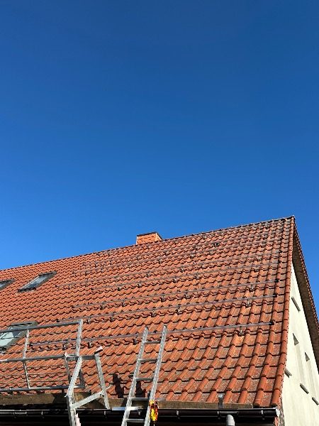 Unterkonstruktion während der Montage – Referenzprojekt in Nidda